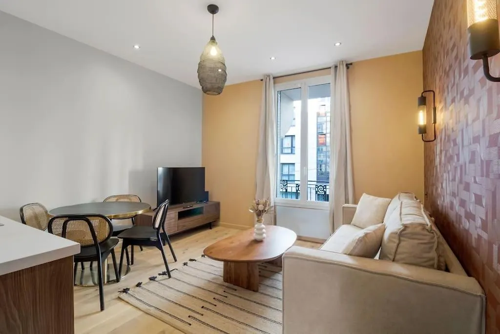 Apartment 11.Appart 4Pers#1 Bedroom #Pere Lachaise #Nation Paris